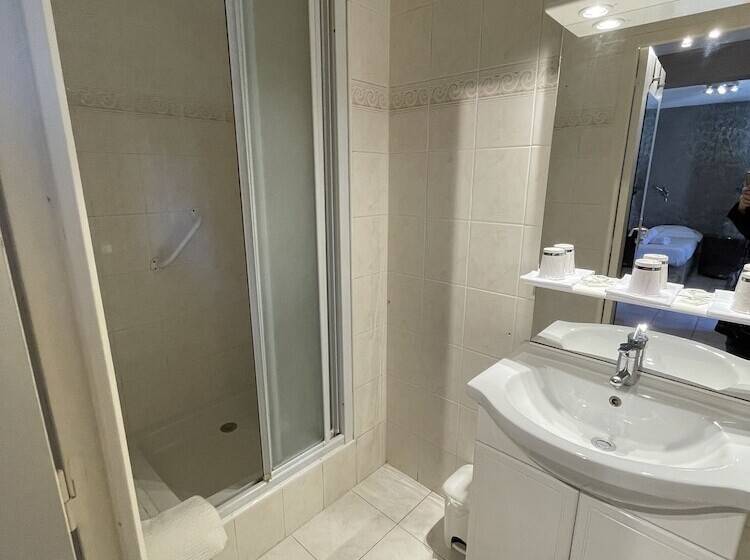 فندق Les Cigalons