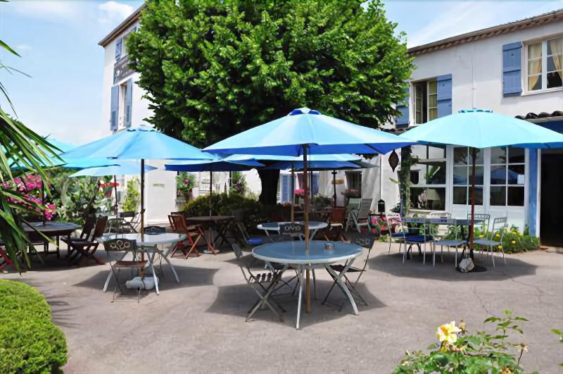 בית מלון כפרי Les Liserons De Mougins