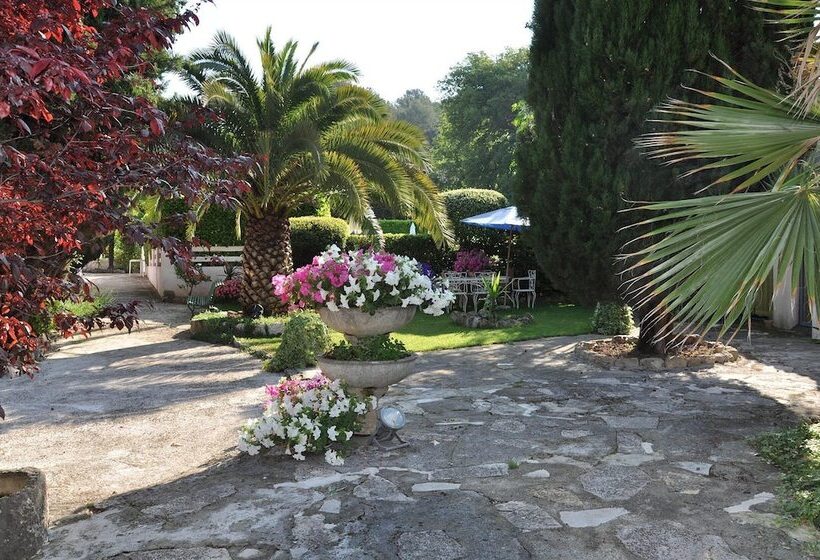 בית מלון כפרי Les Liserons De Mougins