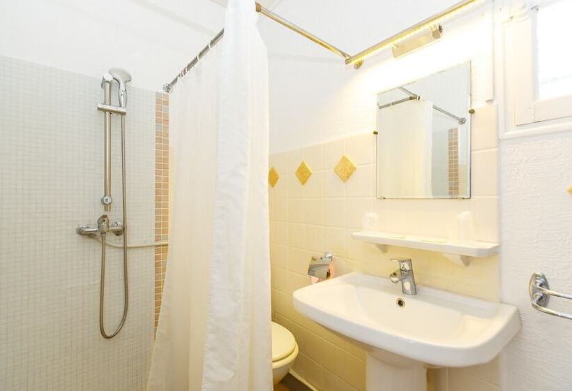 בית מלון כפרי Les Liserons De Mougins