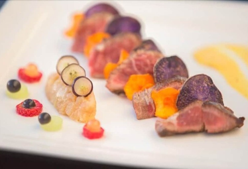 Logis Hotel Des Bourbons