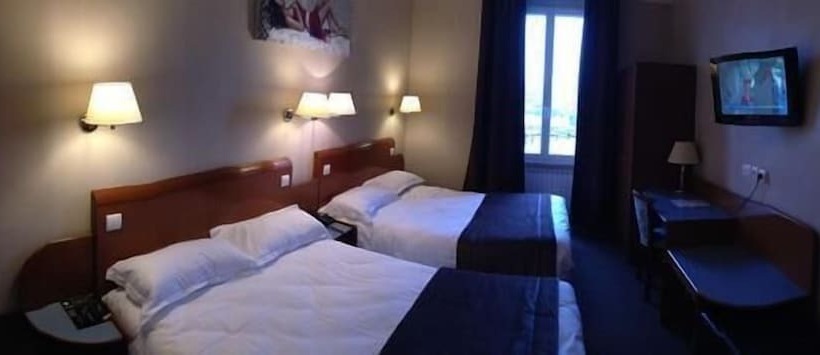 Logis Hotel Des Bourbons