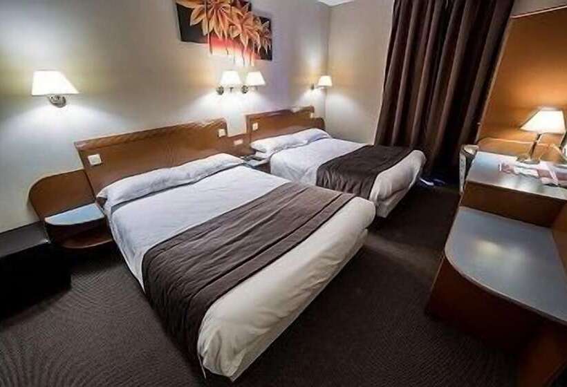 Logis Hotel Des Bourbons