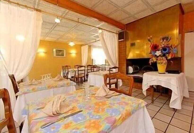 Logis Hotel Restaurant Des Voyageurs