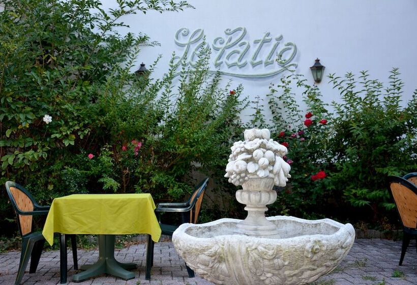 酒店 Logis Hôtel Du Centre   Halte Idéale En Cyclotourisme Avec Garage à Vélos Clos