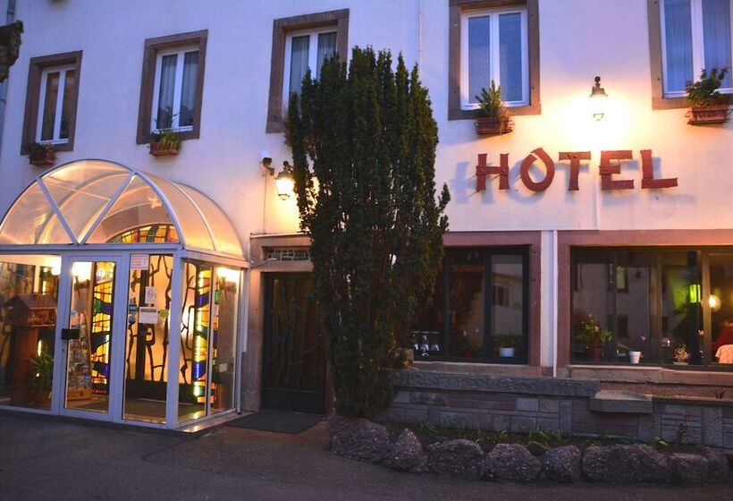 酒店 Logis Hôtel Du Centre   Halte Idéale En Cyclotourisme Avec Garage à Vélos Clos