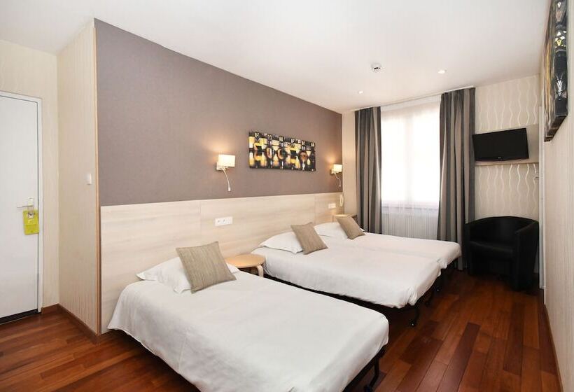 酒店 Logis Hôtel Du Centre   Halte Idéale En Cyclotourisme Avec Garage à Vélos Clos