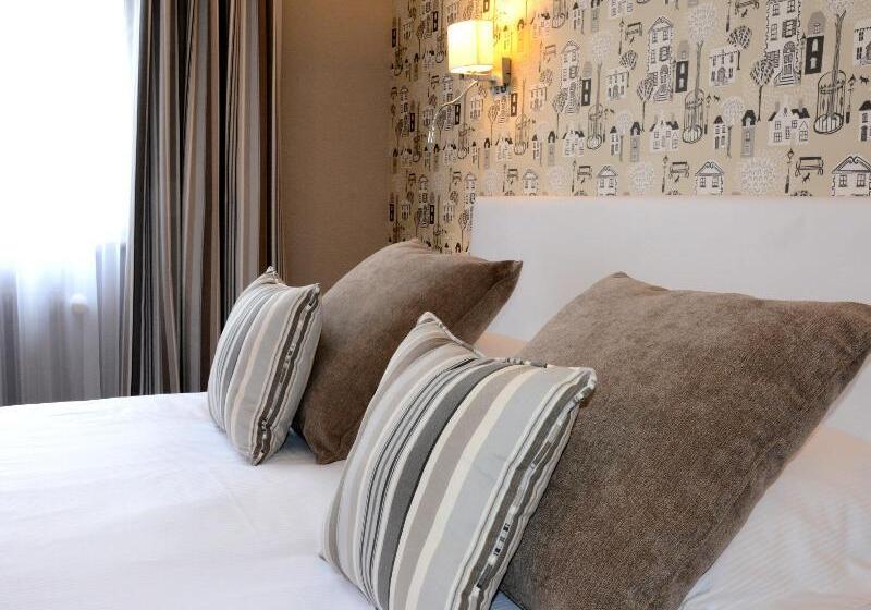 酒店 Logis Hôtel Du Centre   Halte Idéale En Cyclotourisme Avec Garage à Vélos Clos