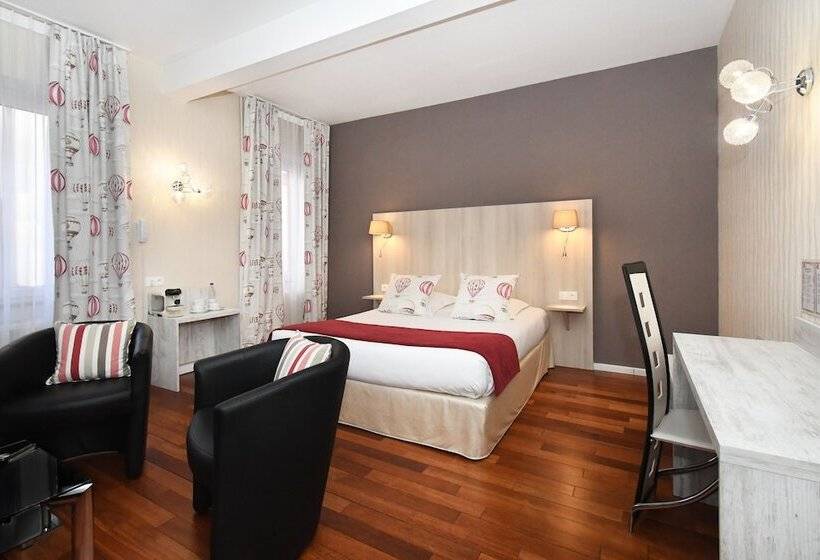 酒店 Logis Hôtel Du Centre   Halte Idéale En Cyclotourisme Avec Garage à Vélos Clos