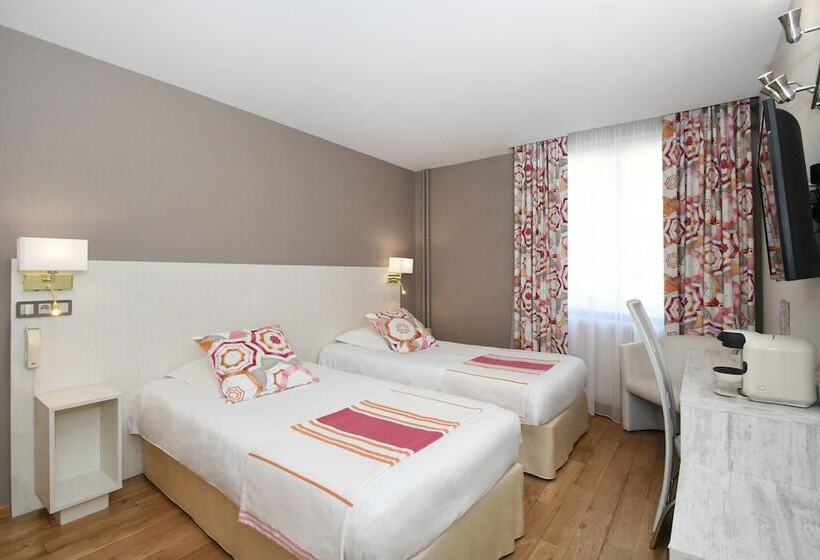 酒店 Logis Hôtel Du Centre   Halte Idéale En Cyclotourisme Avec Garage à Vélos Clos