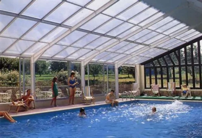 호텔 Logis Hôtel Relais Paris Bale   Restaurant La Mangeoire