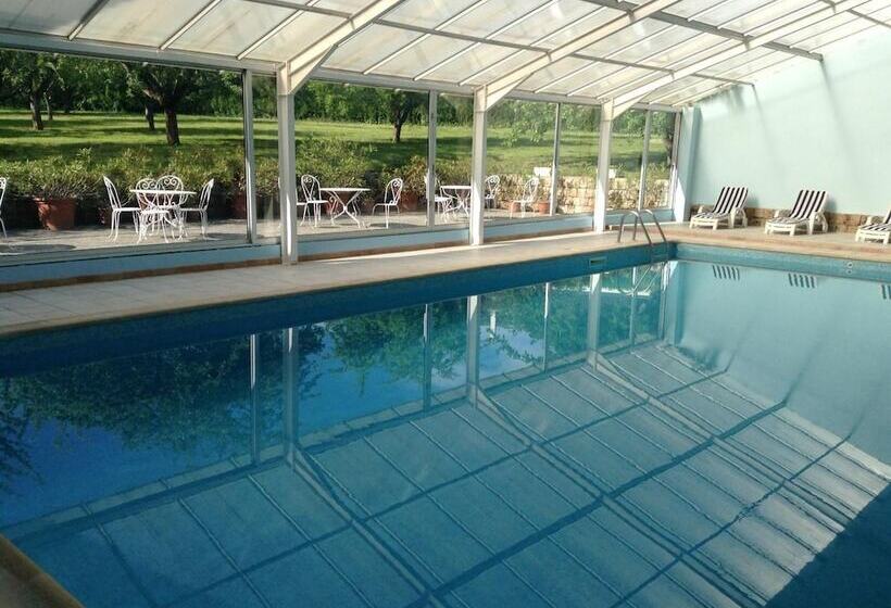 호텔 Logis Hôtel Relais Paris Bale   Restaurant La Mangeoire