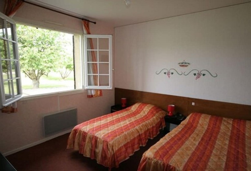 호텔 Logis Hôtel Relais Paris Bale   Restaurant La Mangeoire