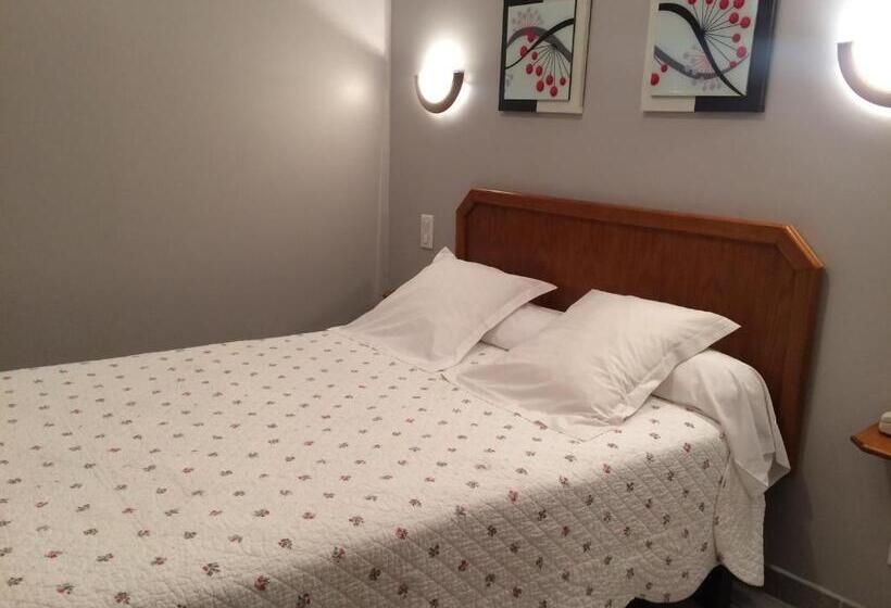 فندق Logis Hôtel Restaurant De La Paix