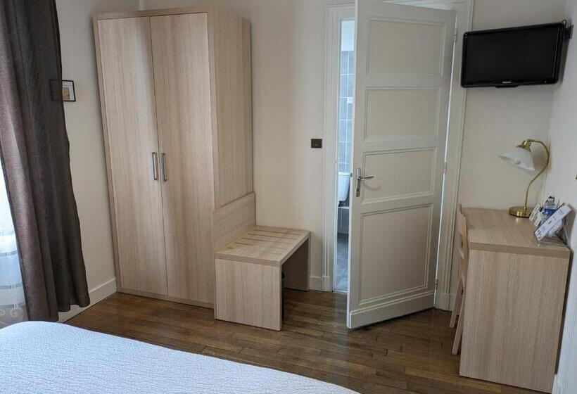 فندق Logis Hôtel Le Saint Florent