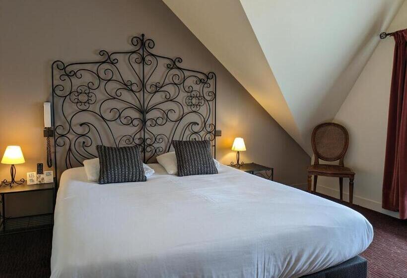 فندق Logis Hôtel Le Saint Florent