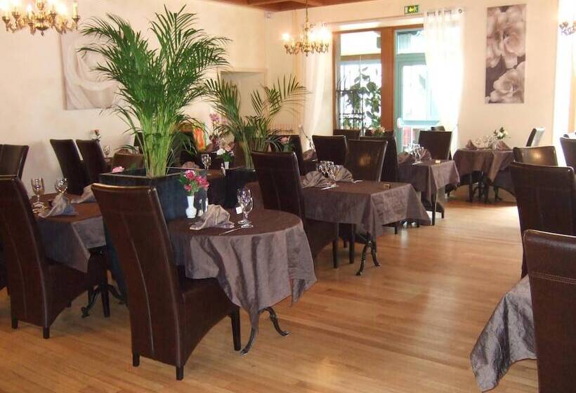 בית מלון כפרי Logis L'ecu De France