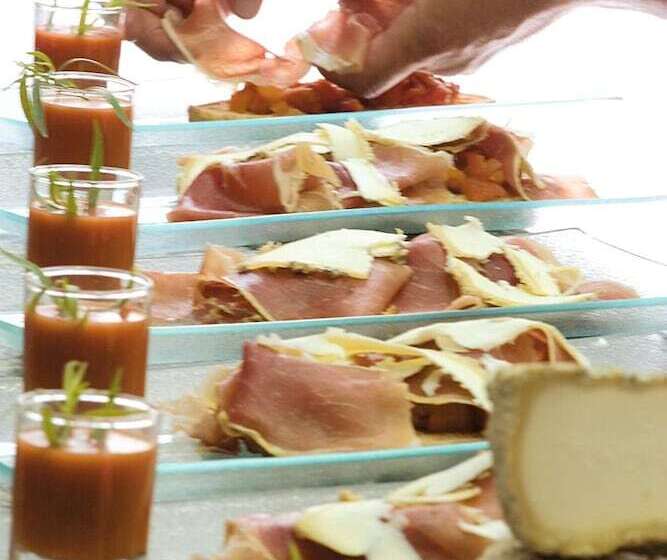 Logis Hotels Les Glycines