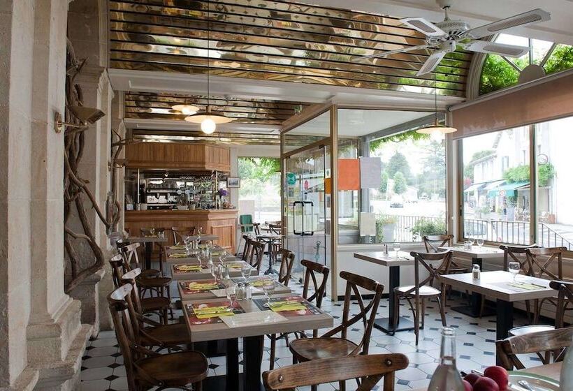 Logis Hotels Les Glycines