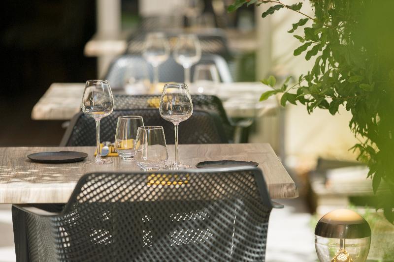 فندق Logis Hôtel Parenthèse, Restaurant & Spa