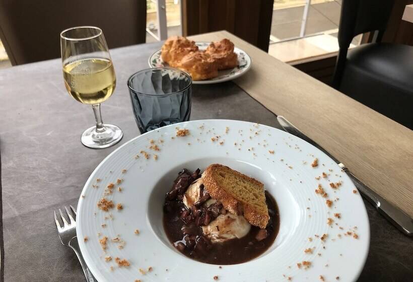 Logis Hotel Le Relais Saint Vincent