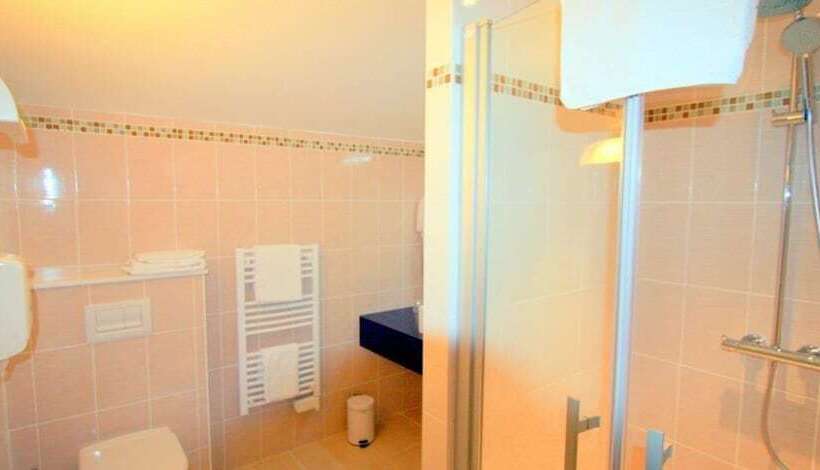 Logis Hotel Restaurant Le Grand Turc