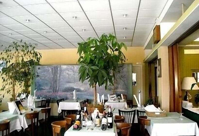 בית מלון כפרי Logis Terrasse Hôtel