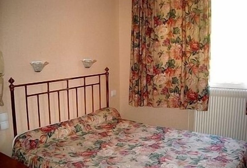 בית מלון כפרי Logis Terrasse Hôtel