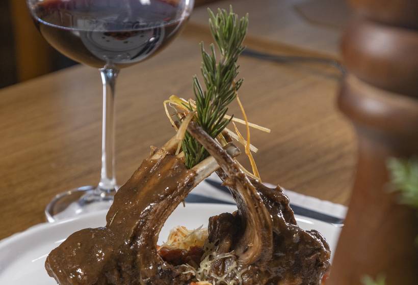 Nadai Confort Hotel E Spa