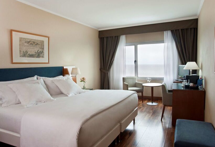 호텔 NH Montevideo Columbia