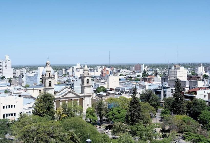فندق NH Santiago del Estero