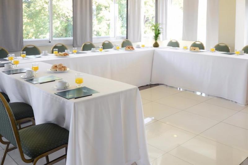 فندق Portal Plaza Suites