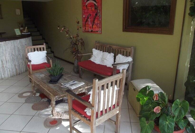 هتل Pousada Amancay