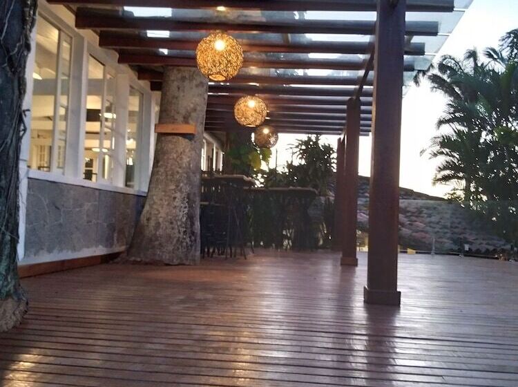 هتل Pousada Casacolina