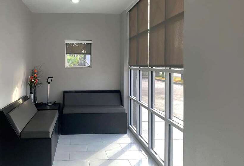 בית מלון כפרי Quality Inn & Suites Near Panama City Beach