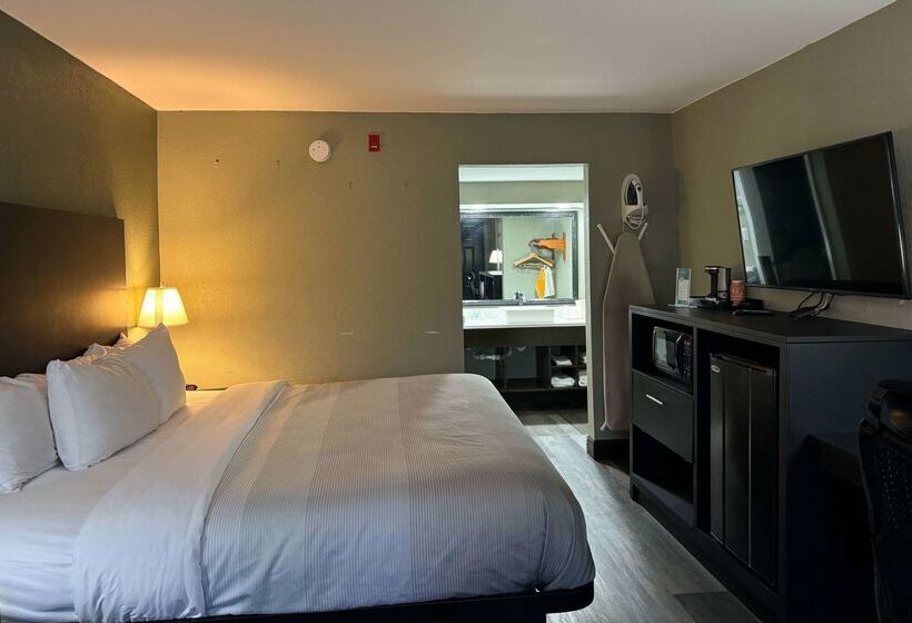 בית מלון כפרי Quality Inn & Suites Near Panama City Beach