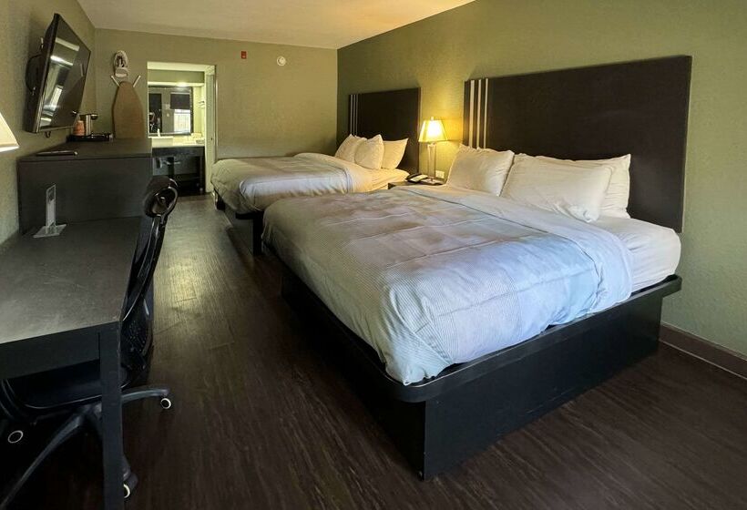 בית מלון כפרי Quality Inn & Suites Near Panama City Beach