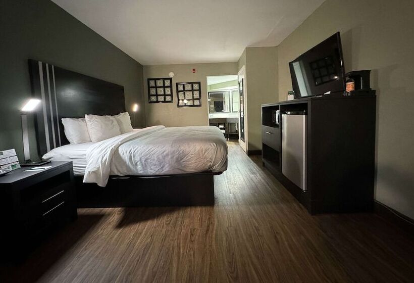 בית מלון כפרי Quality Inn & Suites Near Panama City Beach