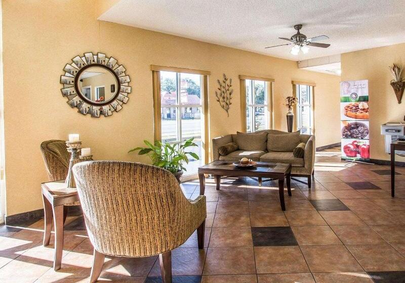 בית מלון כפרי Quality Inn & Suites Near Panama City Beach