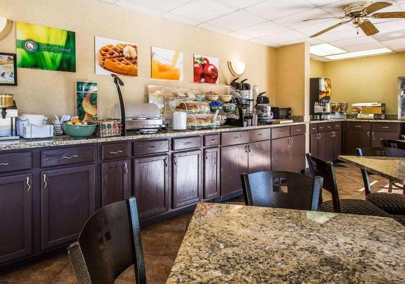 בית מלון כפרי Quality Inn & Suites Near Panama City Beach