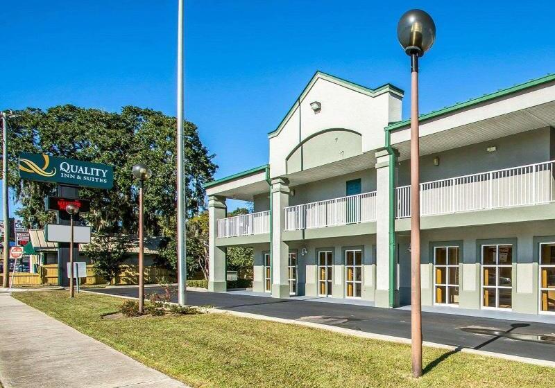 בית מלון כפרי Quality Inn & Suites Near Panama City Beach