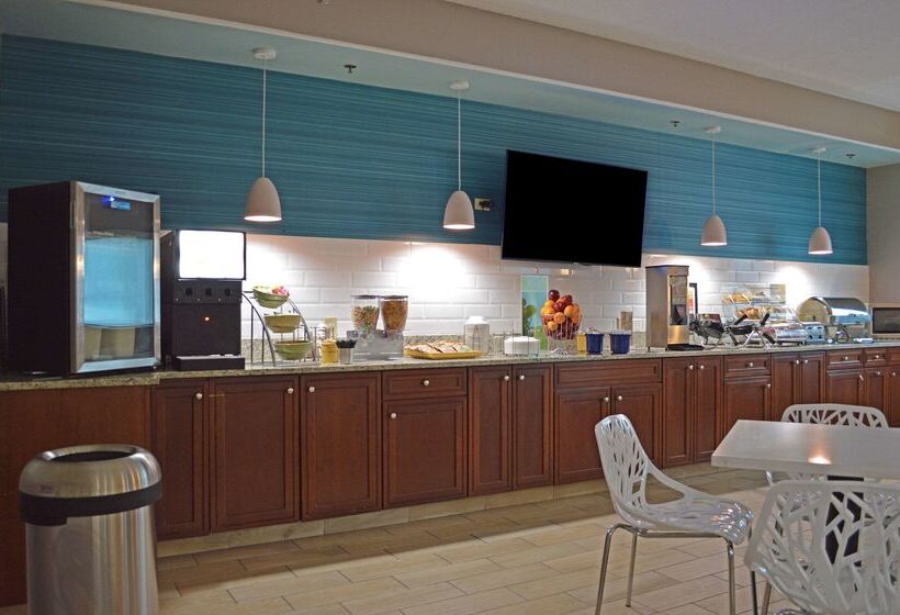 Отель Country Inn & Suites By Radisson Rehoboth Beach Dewey