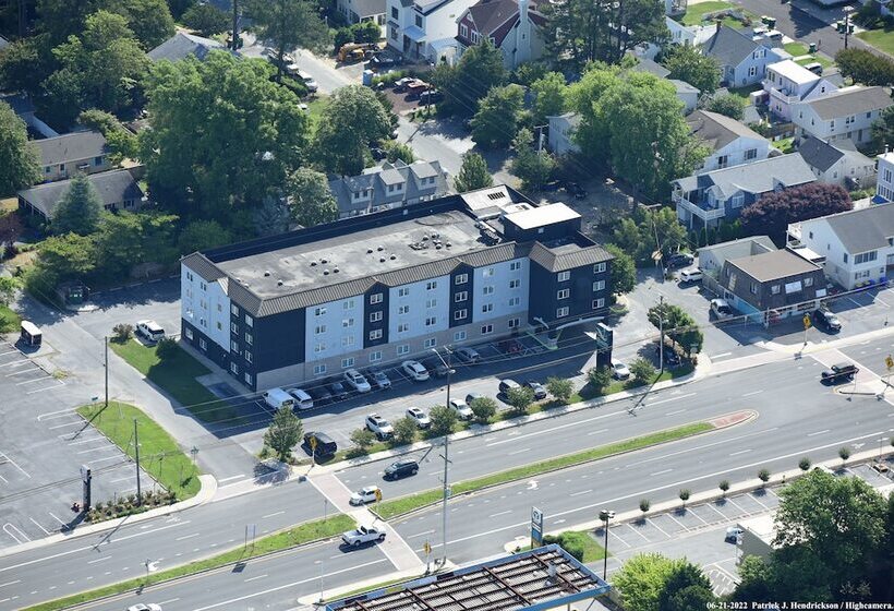 هتل Country Inn & Suites By Radisson Rehoboth Beach   Dewey