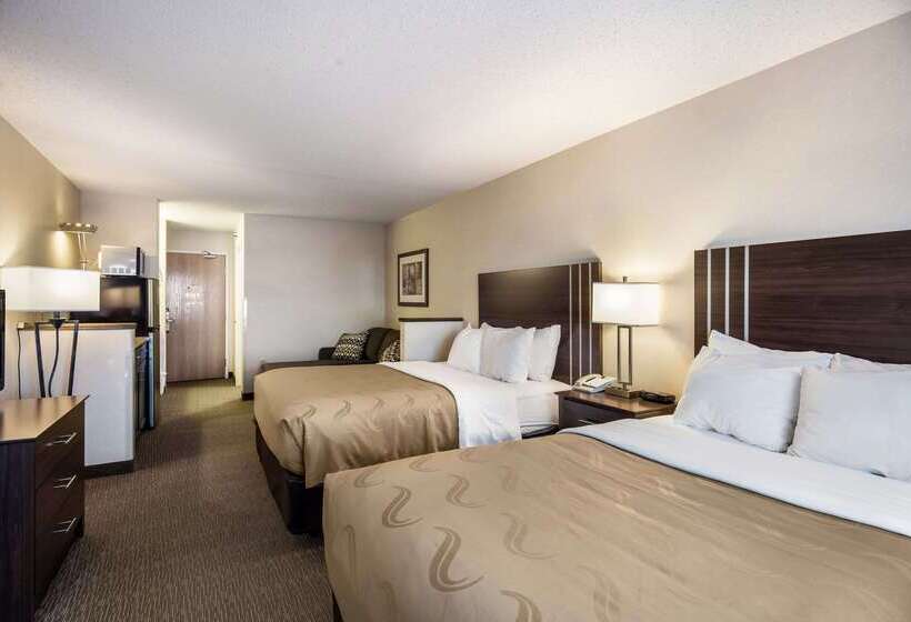 فندق Quality Inn & Suites West