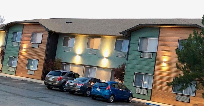 فندق Quality Inn & Suites West