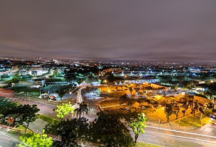 فندق Rede Andrade Vernon