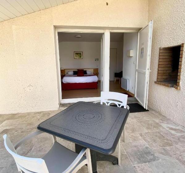 Отель Restaurant La Dame Du Lac