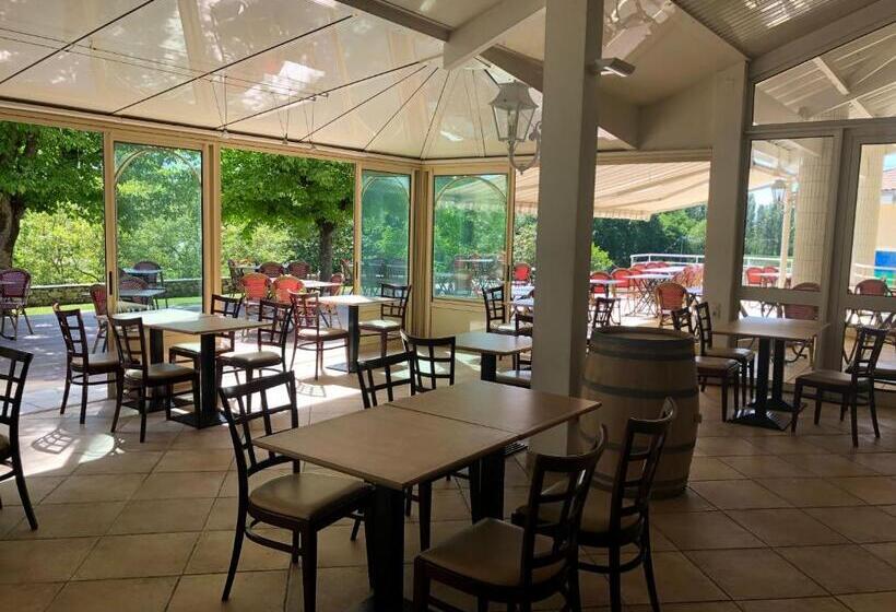 Отель Restaurant La Dame Du Lac