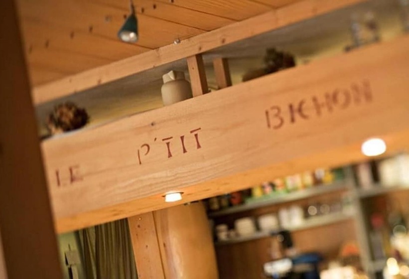 Отель Restaurant Robichon