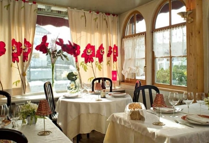 Отель Restaurant Robichon